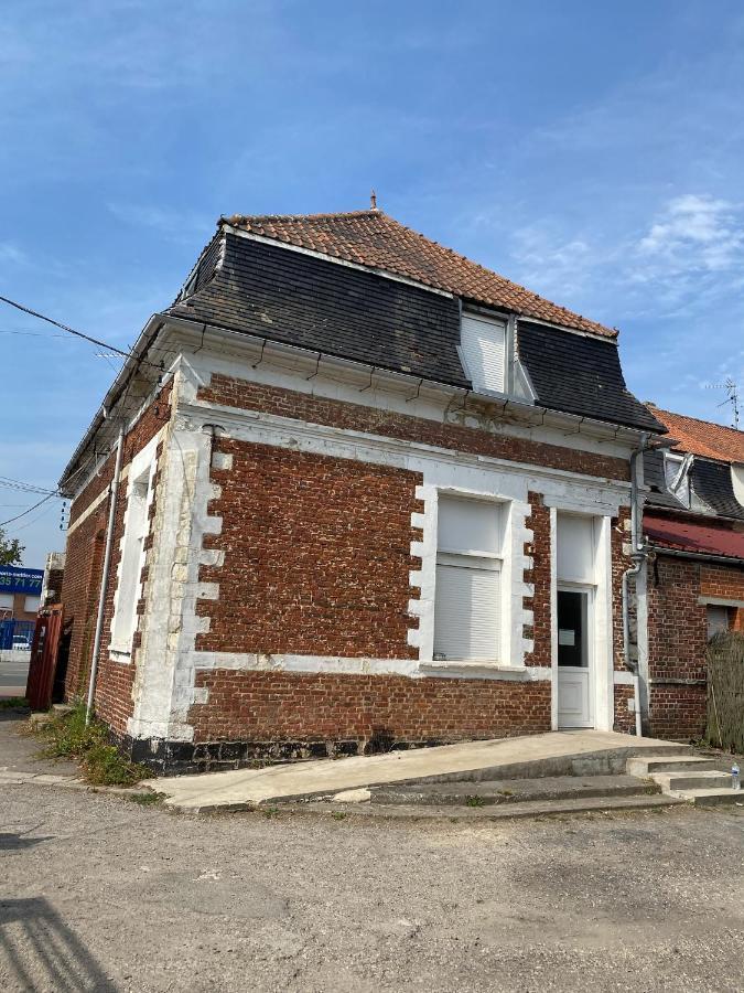 Domus Lemaitre 1 Bouchain - Parking - Wifi Tv - 2 Chambres - Proche Gare Et Commerces Lieu-Saint-Amand Exterior foto